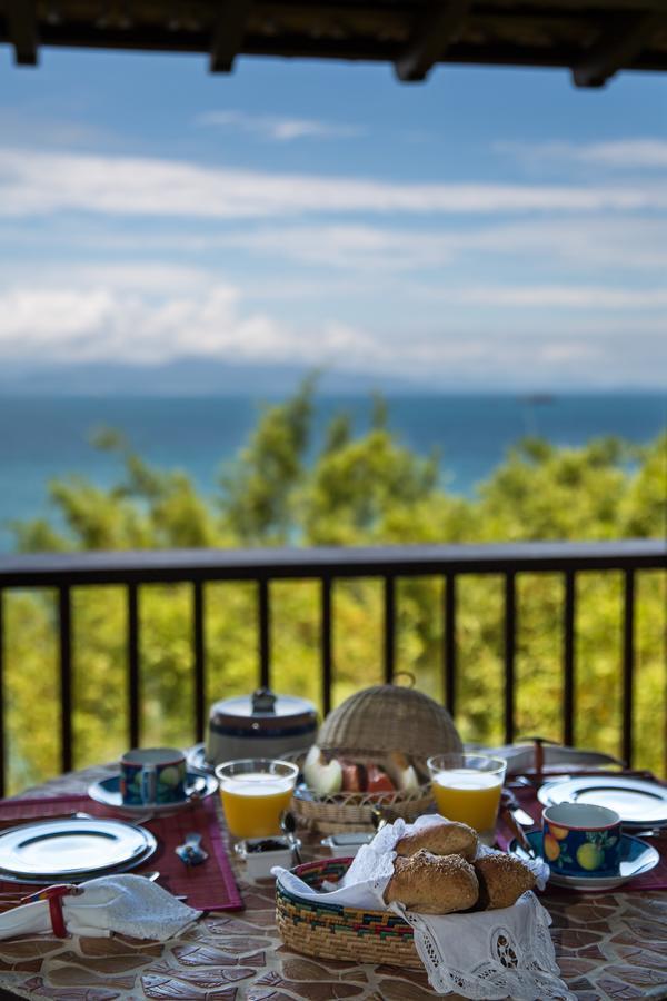 Casa Vermelha Guest House Ilhabela Eksteriør bilde